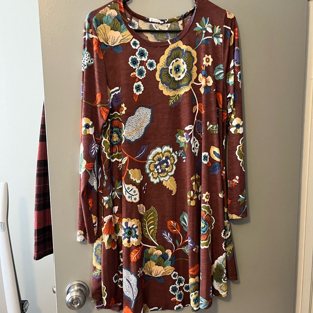 JODIFL Multicolor Floral Tunic Top